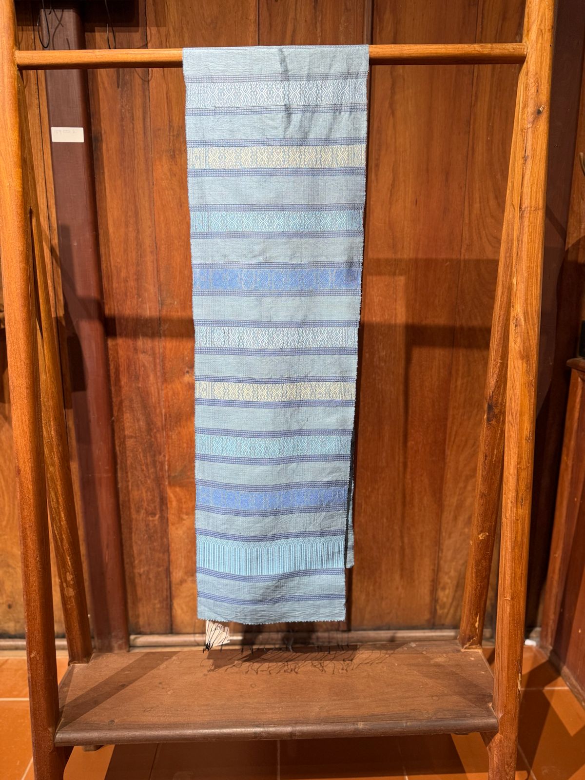 Shoulder Cloth - Floral Motif (Blue Stripes)